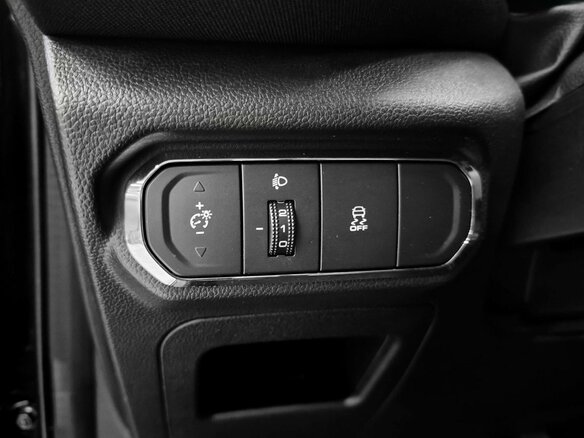 2024 Haval Jolion I Рестайлинг, чёрный, 1890000 рублей - вид 17