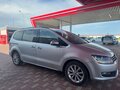 2010 Volkswagen Sharan II, серебристый, 1150000 рублей - вид 2
