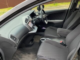 2013 Honda Stream II Рестайлинг, чёрный, 1275000 рублей, вид 5