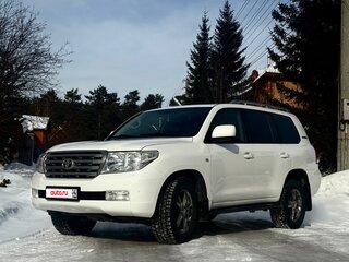 2011 Toyota Land Cruiser 200 Series, белый, 3400000 рублей, вид 1