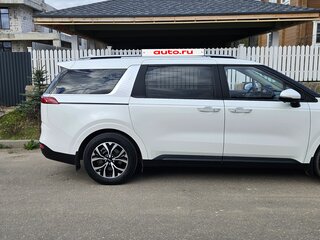 2023 Kia Carnival IV, жёлтый, 4520000 рублей, вид 4