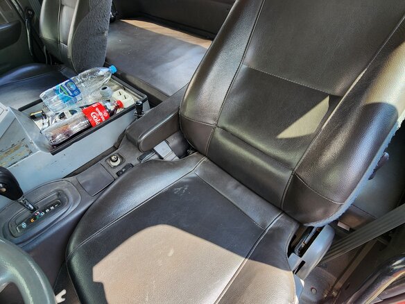 2009 Hyundai HD, красный, 7200000 рублей - вид 6
