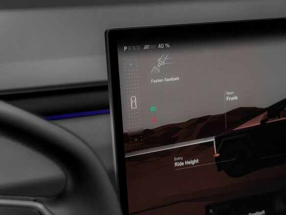 2024 Tesla Cybertruck Cyberbeast, серебристый, 20530000 рублей - вид 23