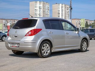 2011 Nissan Tiida I Рестайлинг, серебристый, 599000 рублей, вид 5