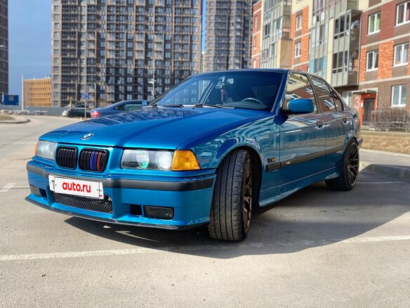 1995 BMW 3 серии 316i III (E36), чёрный, 565000 рублей