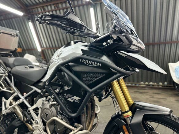 2023 Triumph Tiger 1200, белый, 1690000 рублей - вид 33