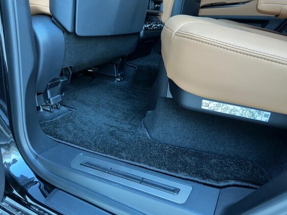 2023 Lexus LX 600 IV, чёрный, 14400000 рублей - вид 15