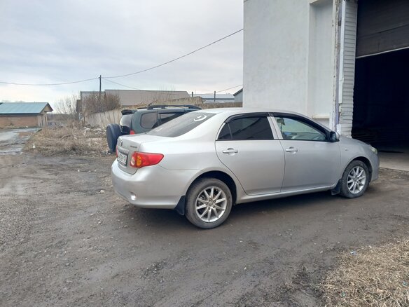 2007 Toyota Corolla X (E140, E150), серебристый, 900000 рублей - вид 5