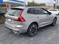 2026 Volvo XC60 II Рестайлинг 2, серебристый, 6992374 рублей - вид 2