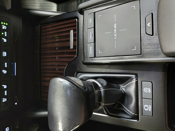 2019 Lexus ES 250 VII, чёрный - вид 19