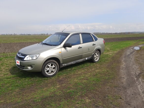 2012 Lada (ВАЗ) Granta I, серый, 420000 рублей