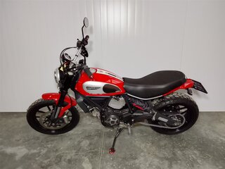 2016 Ducati Scrambler 800, красный, 499000 рублей, вид 1