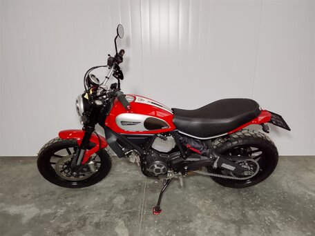 2016 Ducati Scrambler 800, красный, 499000 рублей, вид 1