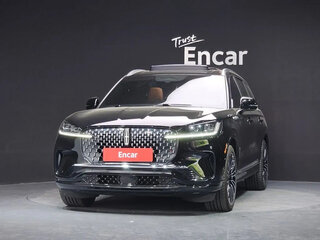 2025 Lincoln Aviator II Рестайлинг, чёрный, 10907156 рублей, вид 2