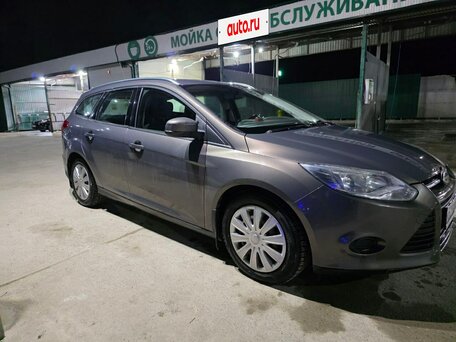 2014 Ford Focus III, серый, 637000 рублей, вид 4