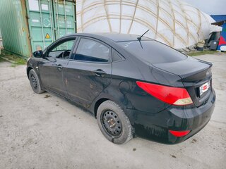 2014 Hyundai Solaris I, чёрный, 300000 рублей, вид 5