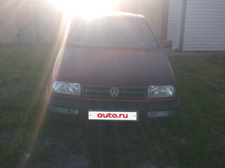 1993 Volkswagen Vento, пурпурный, 100000 рублей, вид 1
