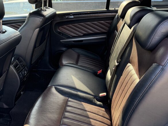 2012 Mercedes-Benz GL-Класс 350 I (X164) Рестайлинг, чёрный, 1600000 рублей - вид 14