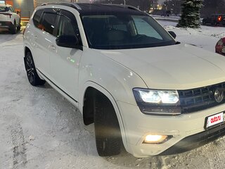 2018 Volkswagen Teramont I, белый, 2500000 рублей, вид 1