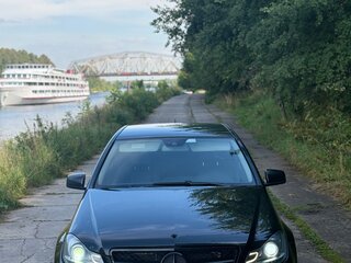 2011 Mercedes-Benz C-Класс 180 BlueEFFICIENCY III (W204) Рестайлинг, чёрный, 1020000 рублей, вид 1