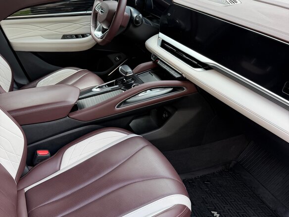 2023 Geely Monjaro I, чёрный, 2648000 рублей - вид 6