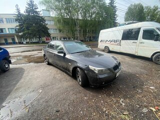 2003 BMW 5 серии 530d V (E60/E61), чёрный, 750000 рублей, вид 3