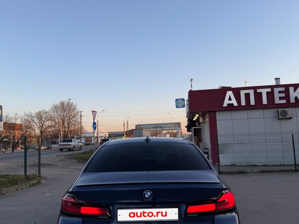 2020 BMW 5 серии 530d xDrive VII (G30/G31/G38) Рестайлинг, синий, 5000000 рублей - вид 20
