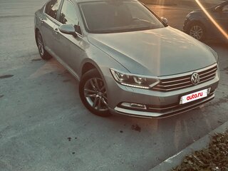 2017 Volkswagen Passat B8, серебристый, 1700000 рублей, вид 1