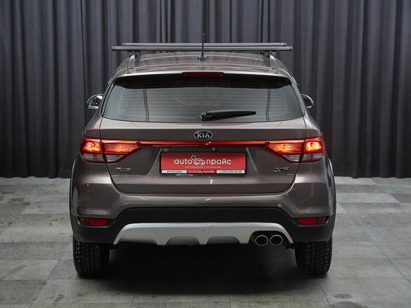 2020 Kia Rio X-Line IV, коричневый - вид 4