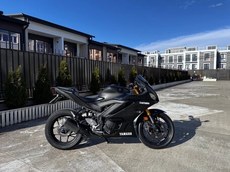 2019 Yamaha YZF-R3, чёрный, 550000 рублей, вид 2
