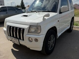 2006 Mitsubishi Pajero Mini II, белый, 450000 рублей, вид 1