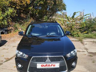 2011 Mitsubishi Outlander II Рестайлинг, чёрный, 1325000 рублей, вид 1