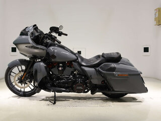 2018 Harley-Davidson CVO Road Glide, серый, 2150000 рублей, вид 2