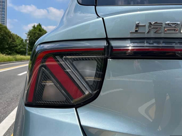 2026 MG 4 EV 42.8 kWh II, голубой, 2030000 рублей - вид 6