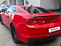 2019 Chevrolet Camaro 8-speed VI Рестайлинг, красный, 3390000 рублей - вид 6