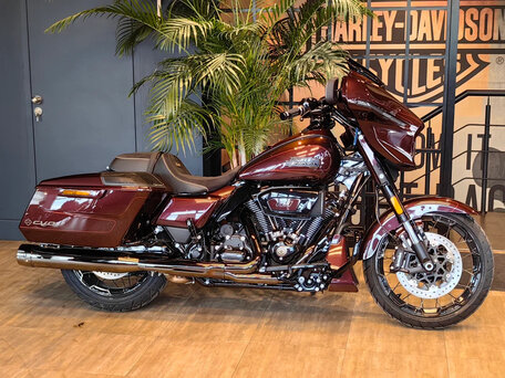 2024 Harley-Davidson CVO Street Glide, пурпурный, 3990000 рублей, вид 1
