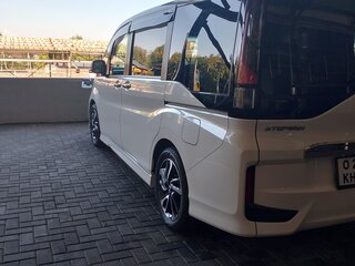 2015 Honda Stepwgn V, белый, 1950000 рублей, вид 4