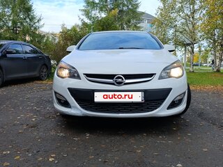 2014 Opel Astra J Рестайлинг, белый, 615000 рублей, вид 1