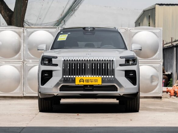 2026 Zeekr 8X 70 kWh, серый, 11500000 рублей - вид 1