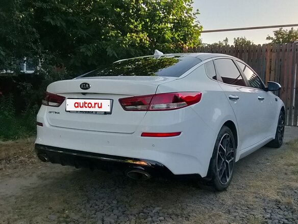 2019 Kia Optima IV Рестайлинг, белый, 1950000 рублей - вид 6