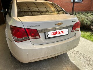 2010 Chevrolet Cruze I, белый, 500000 рублей, вид 2