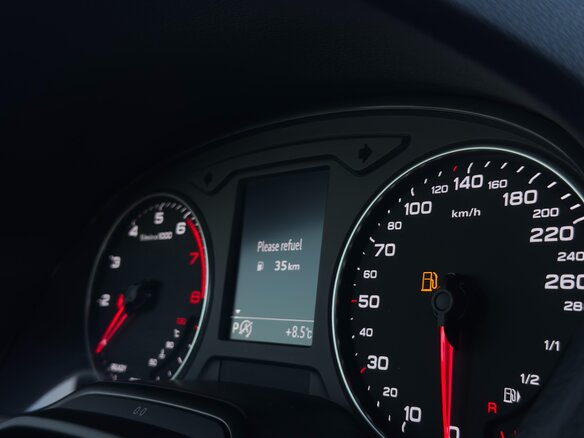 2022 Audi Q2 35 TFSI I Рестайлинг, белый - вид 19