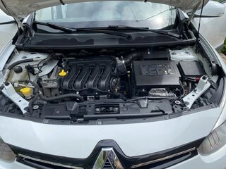 2013 Renault Fluence I, белый, 900000 рублей, вид 3