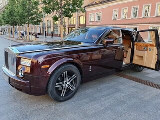 2003 Rolls-Royce Phantom VII, пурпурный, 13000000 рублей, вид 3