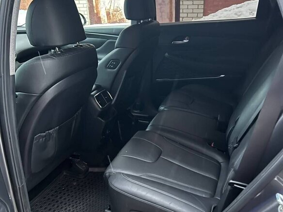 2019 Hyundai Santa Fe IV, серый, 3300000 рублей - вид 15