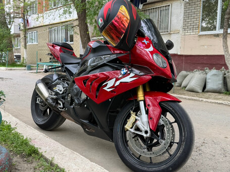 2012 BMW S 1000 RR, красный, 1100000 рублей, вид 4