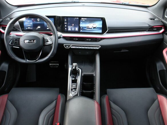 2023 Geely Coolray I Рестайлинг, красный, 2080000 рублей - вид 14