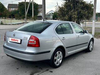 2008 Skoda Octavia II (A5), серебристый, 999990 рублей, вид 3