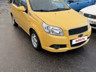 2009 Chevrolet Aveo I Рестайлинг, жёлтый, 600000 рублей, вид 2