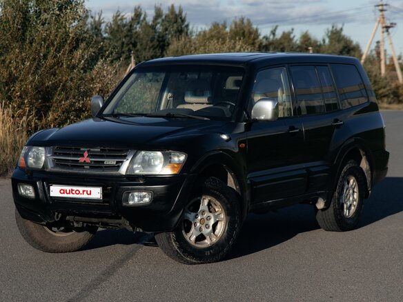 2000 Mitsubishi Pajero III, чёрный
